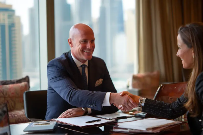 Connect with a Solicitor Specialising in Dubai Property Law